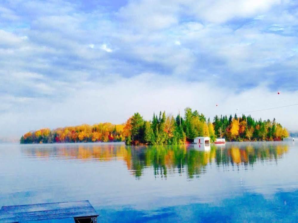 Manoir Du Lac Sept-Iles Saint-Raymond エクステリア 写真