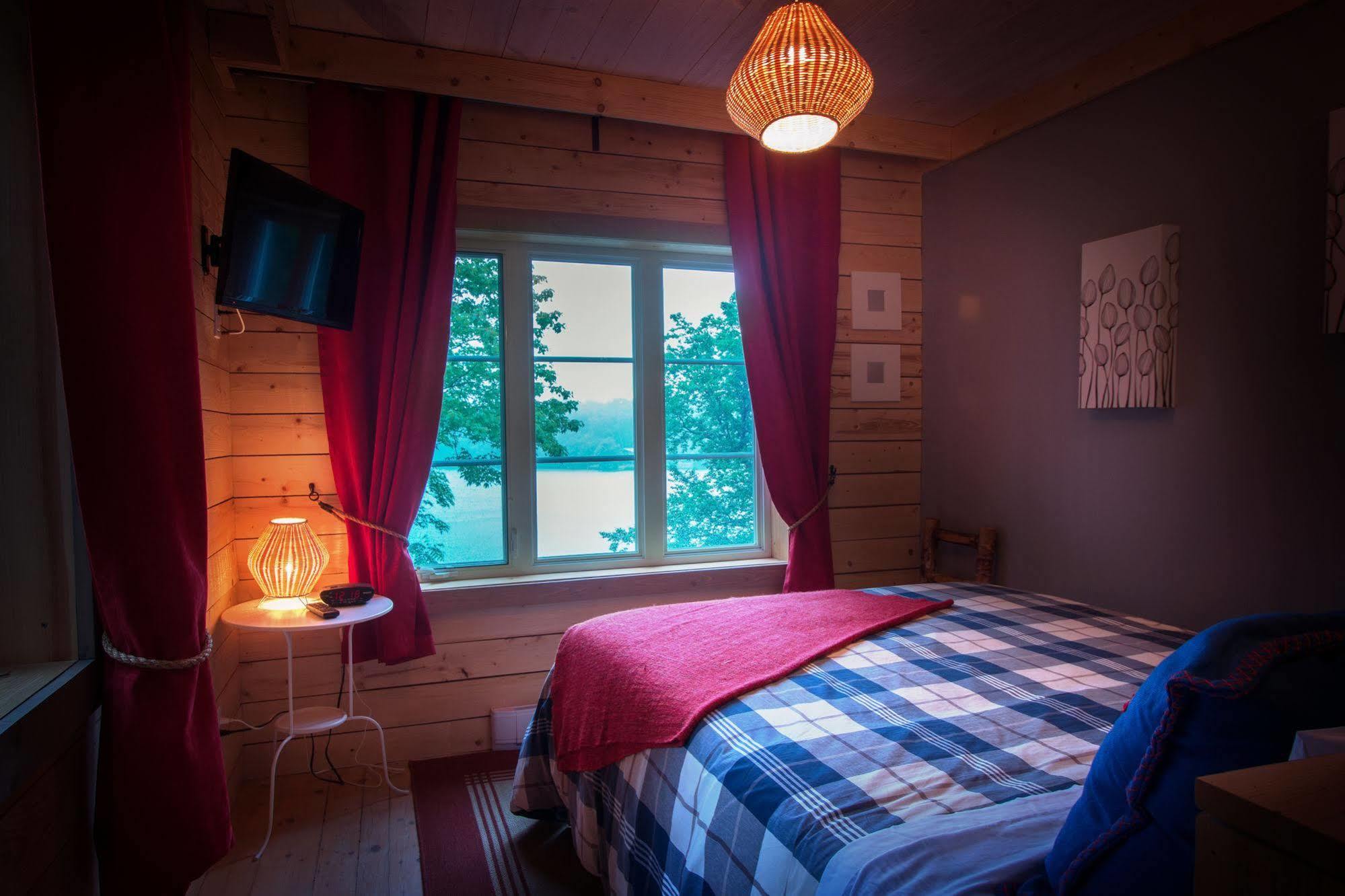 Manoir Du Lac Sept-Iles Saint-Raymond エクステリア 写真