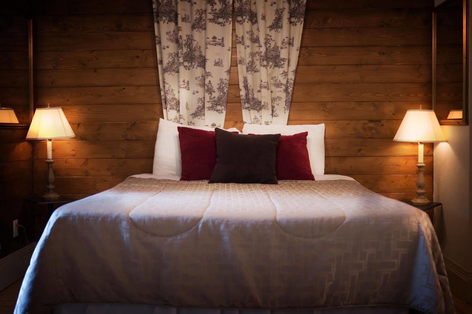 Manoir Du Lac Sept-Iles Saint-Raymond エクステリア 写真
